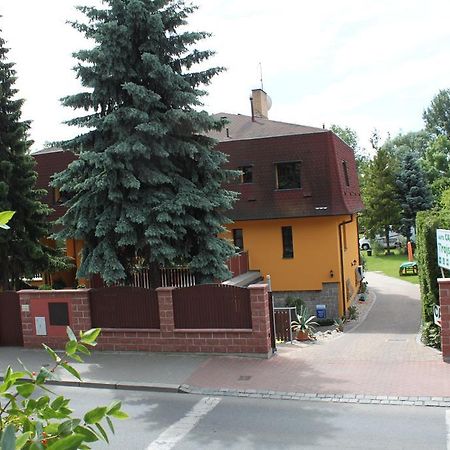 Pension Trojská Praga Exterior foto